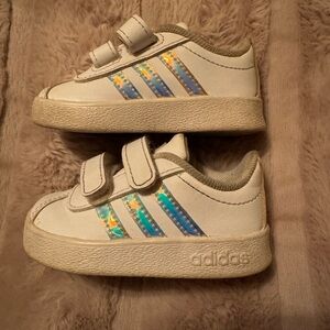adidas Toddler White Sneakers with Holographic Blue-Green Stripes